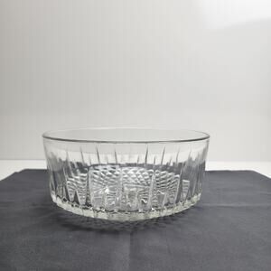 Vintage Arcoroc France Crystal Diamond Starburst Design Glass Serving Salad Bowl